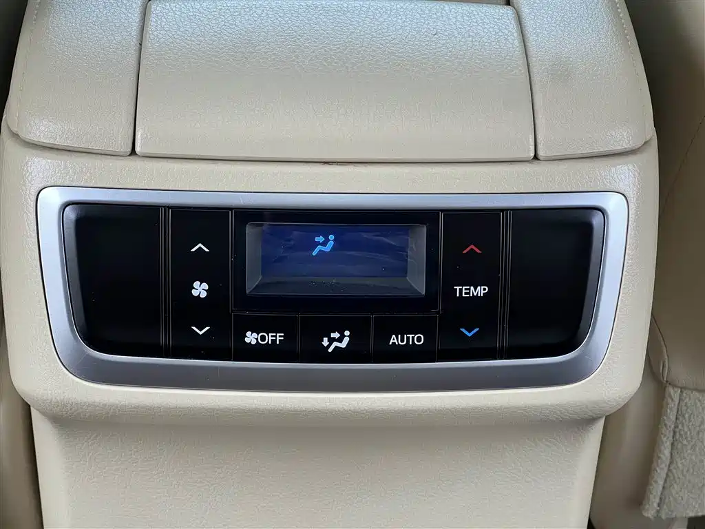 Toyota Highlander 2021 — фото 20