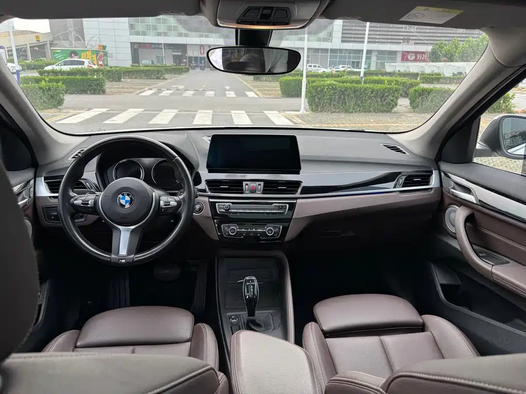 BMW X1 2021 — фото 12
