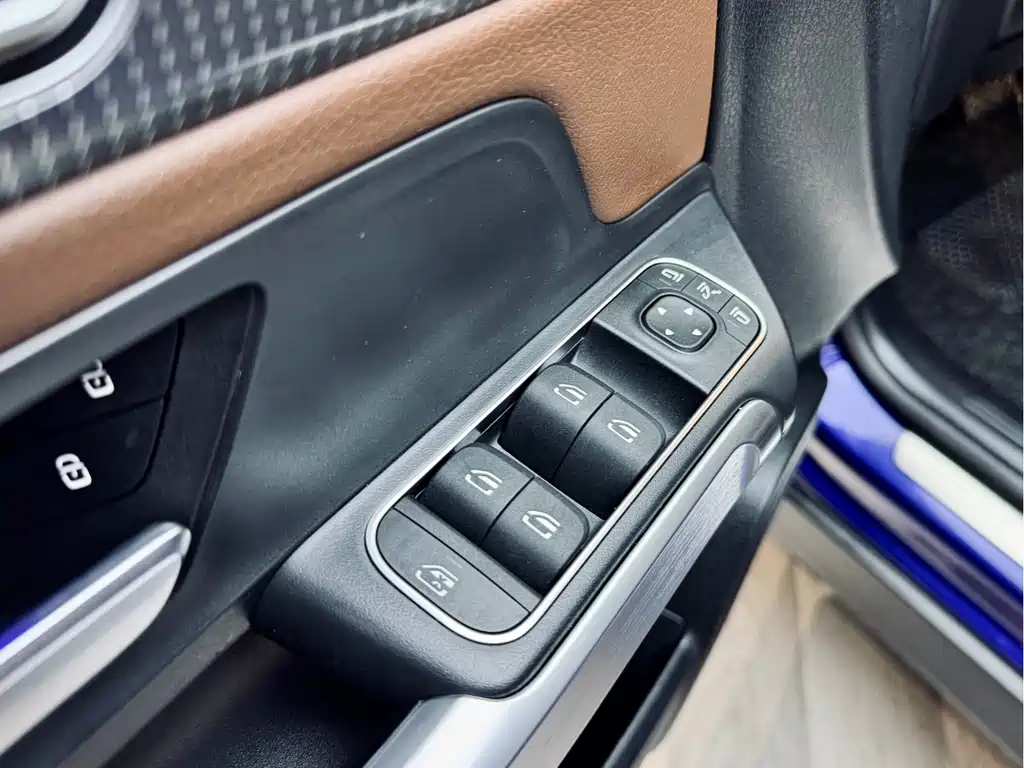 Mercedes-Benz GLB 2020 — фото 13
