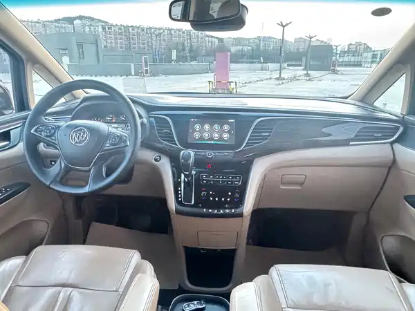 Buick GL8 2017