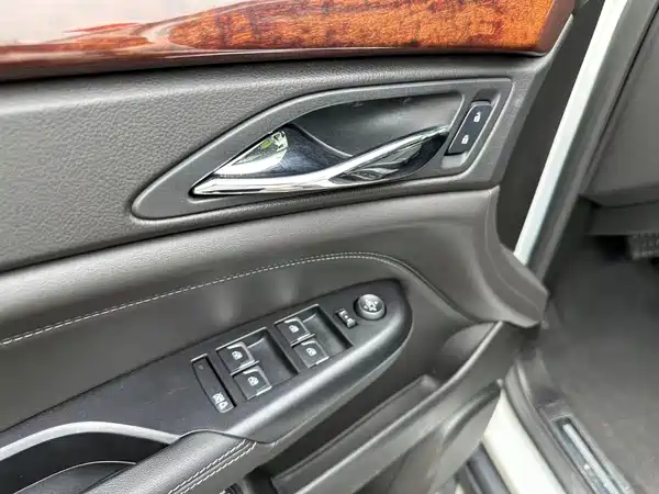 Cadillac SRX 2015