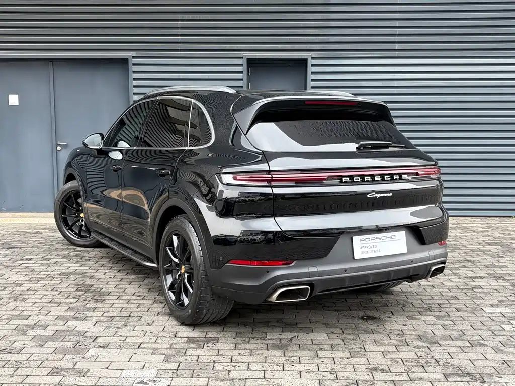 Porsche Cayenne 2024 — фото 3