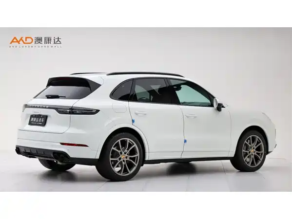 Porsche Cayenne 2023