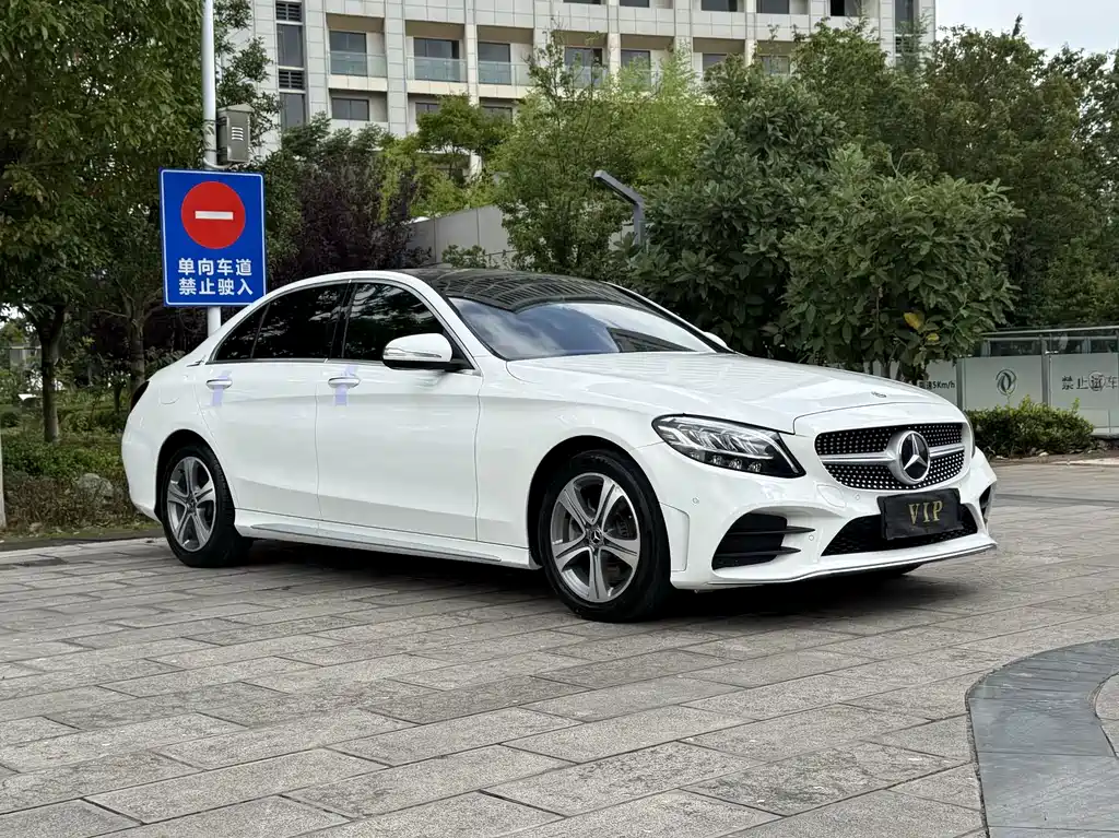 Mercedes-Benz C-Class 2019 — фото 3