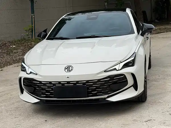 MG MG7 2023