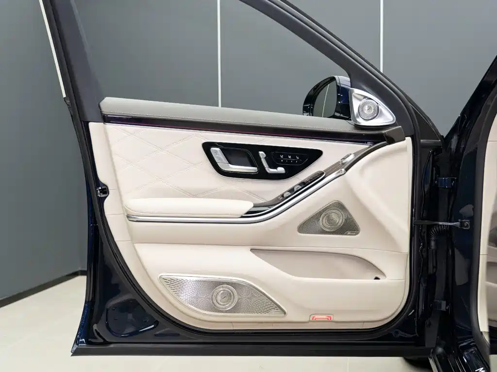 Mercedes-Benz Maybach S-Class 2023