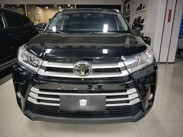 Toyota Highlander 2020