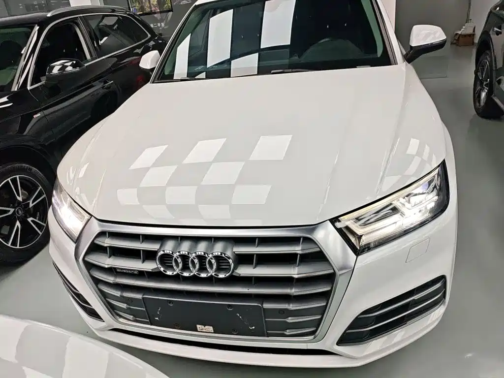 Audi Q5L 2019 — фото 3