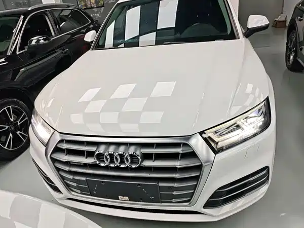 Audi Q5L 2019