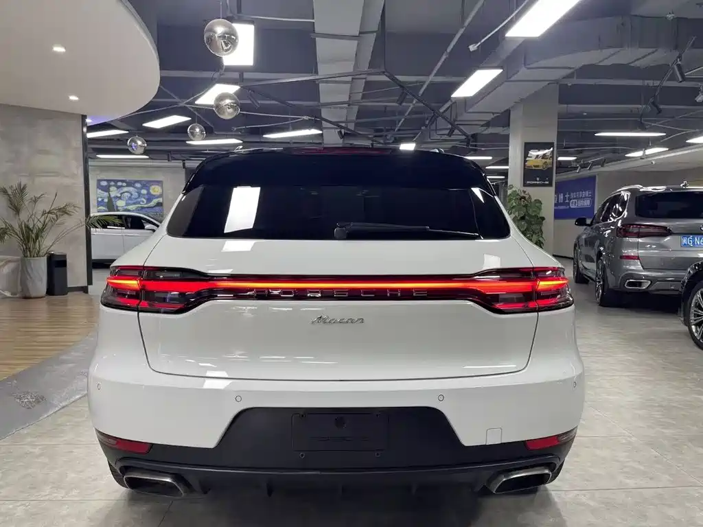 Porsche Macan 2020 — фото 6
