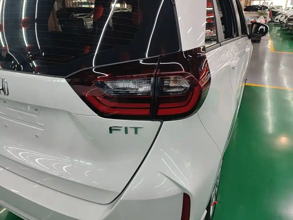 Honda Fit 2023 — фото 8