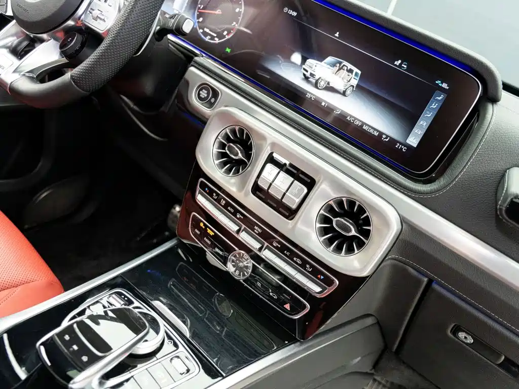 Mercedes-Benz G-Class AMG 2023 — фото 11