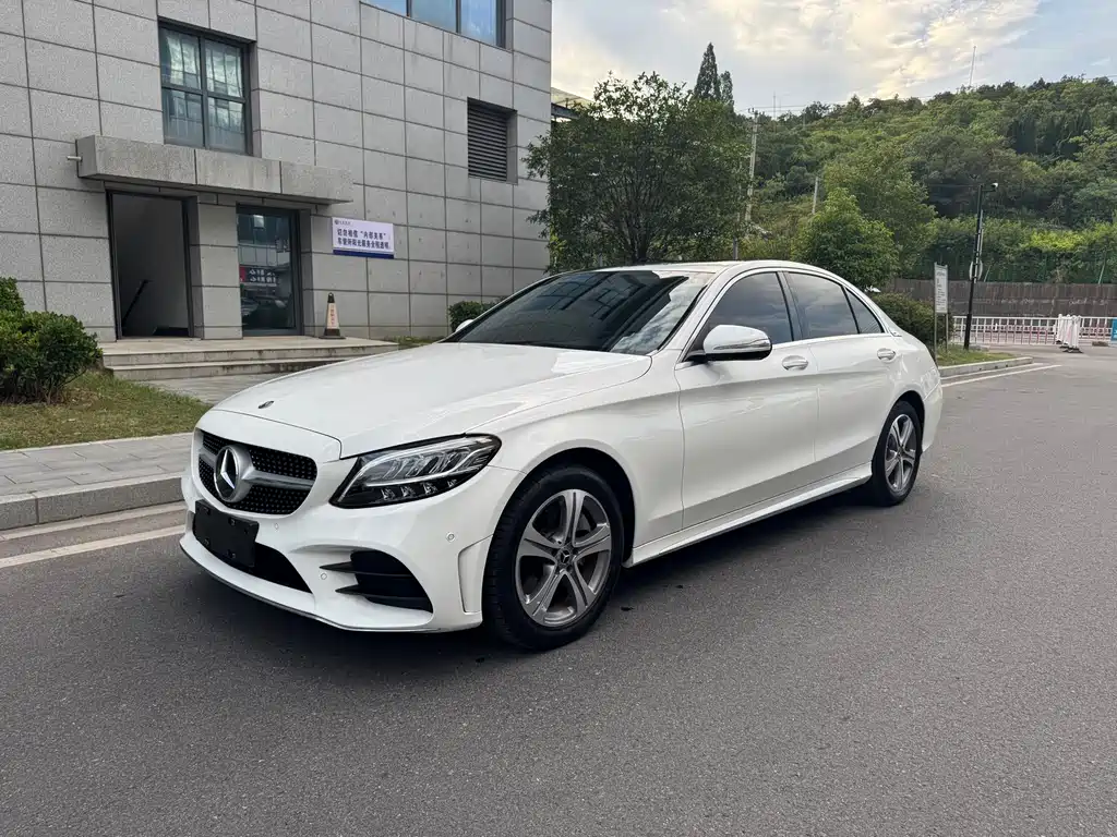 Mercedes-Benz C-Class 2019