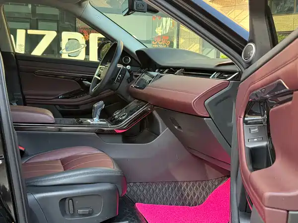 Land Rover Range Rover Evoque 2021