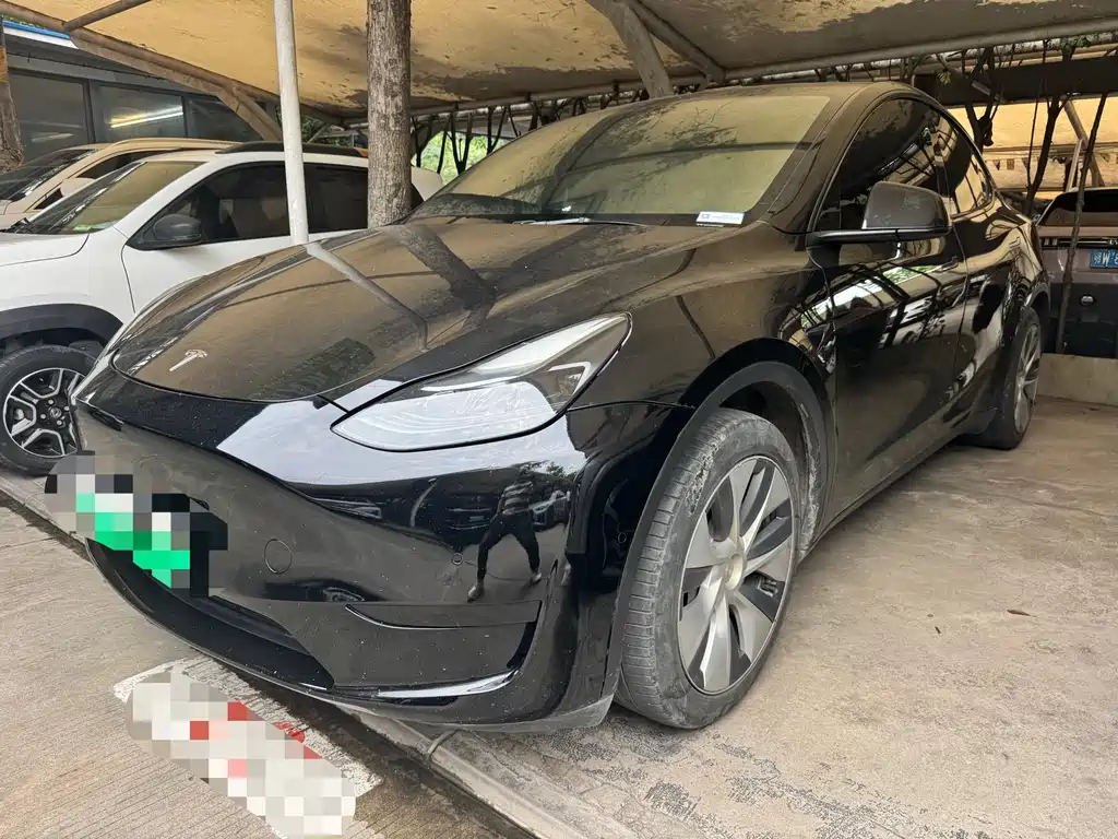 Tesla Model Y 2023 — фото 1