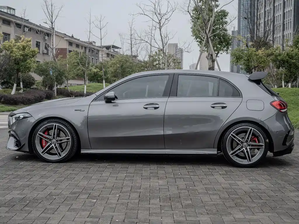 Mercedes-Benz A-Class AMG 2021 — фото 16