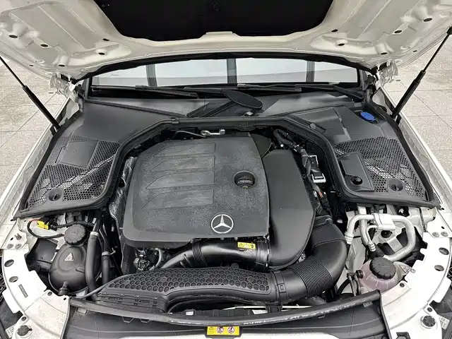 Mercedes-Benz C-Class 2020 — фото 17