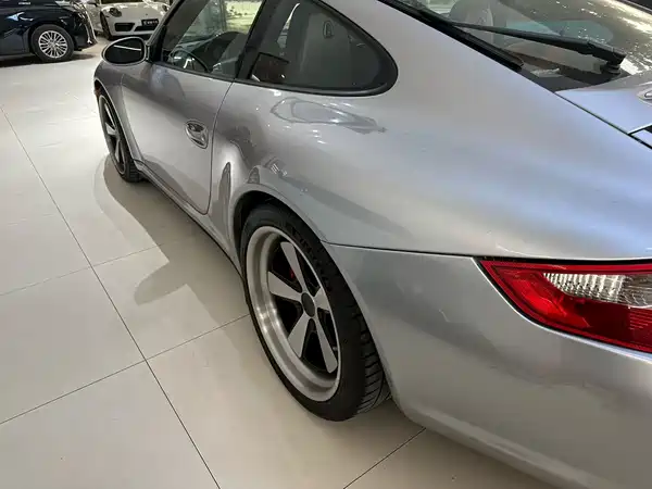 Porsche 911 2006