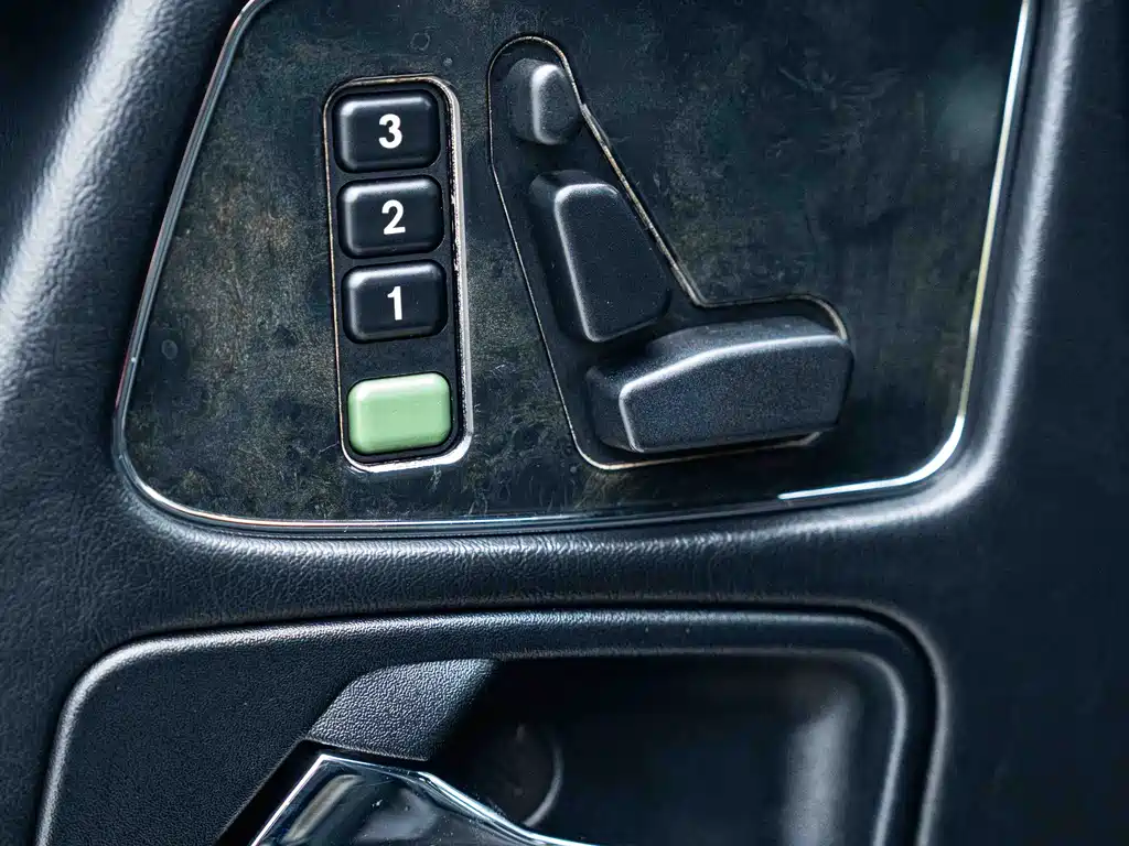Mercedes-Benz G-Class AMG 2011 — фото 15