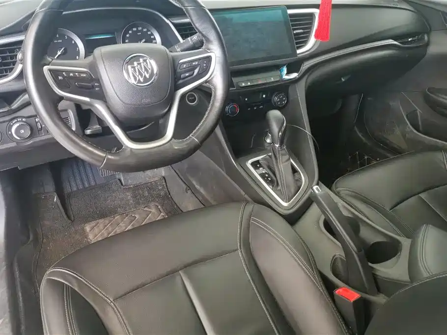 Buick Excelle 2018 — фото 12