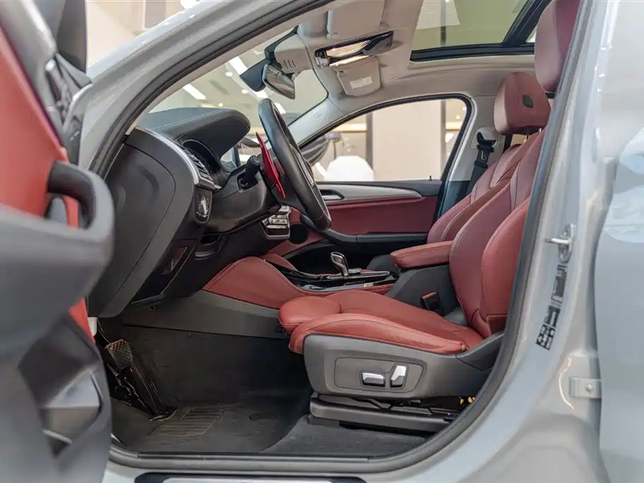 BMW X4 2022 — фото 16