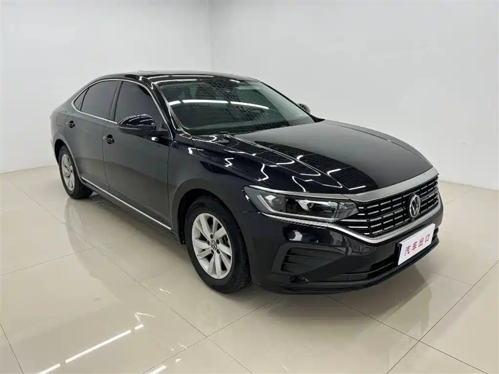 Volkswagen Passat 2023