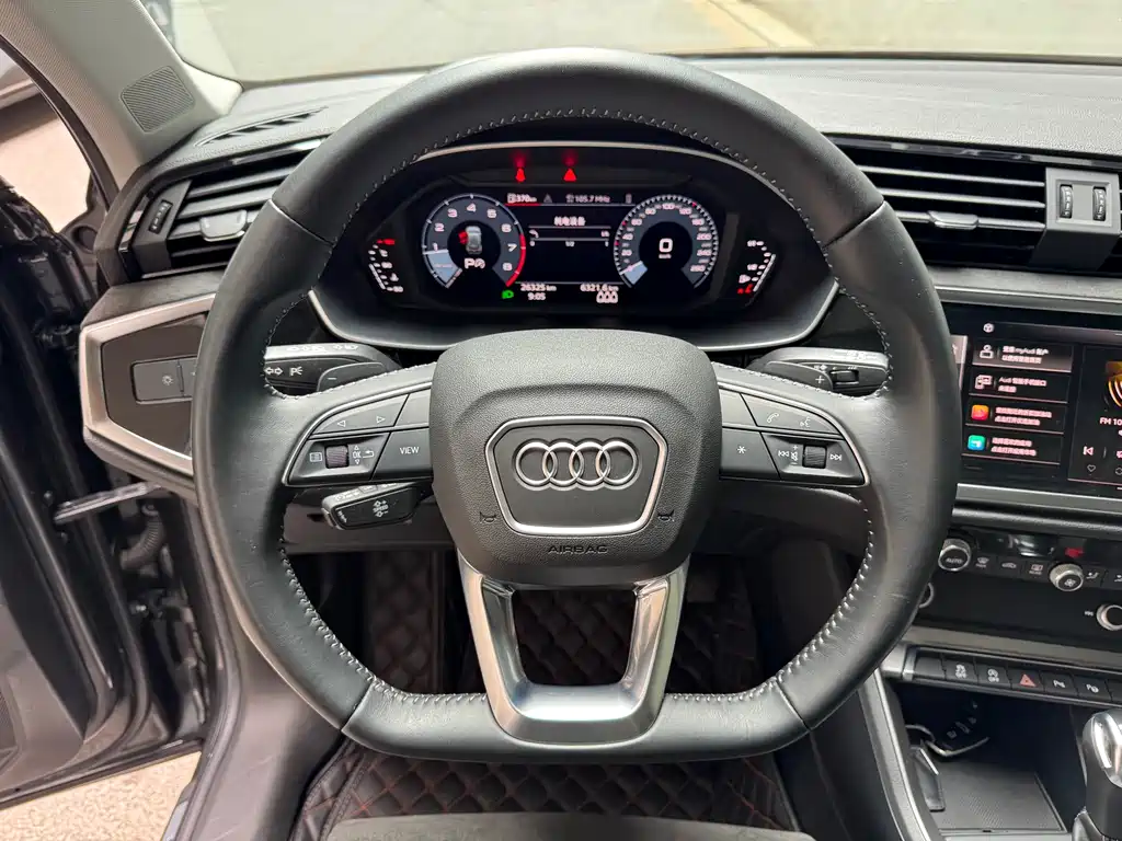 Audi Q3 2022 — фото 9