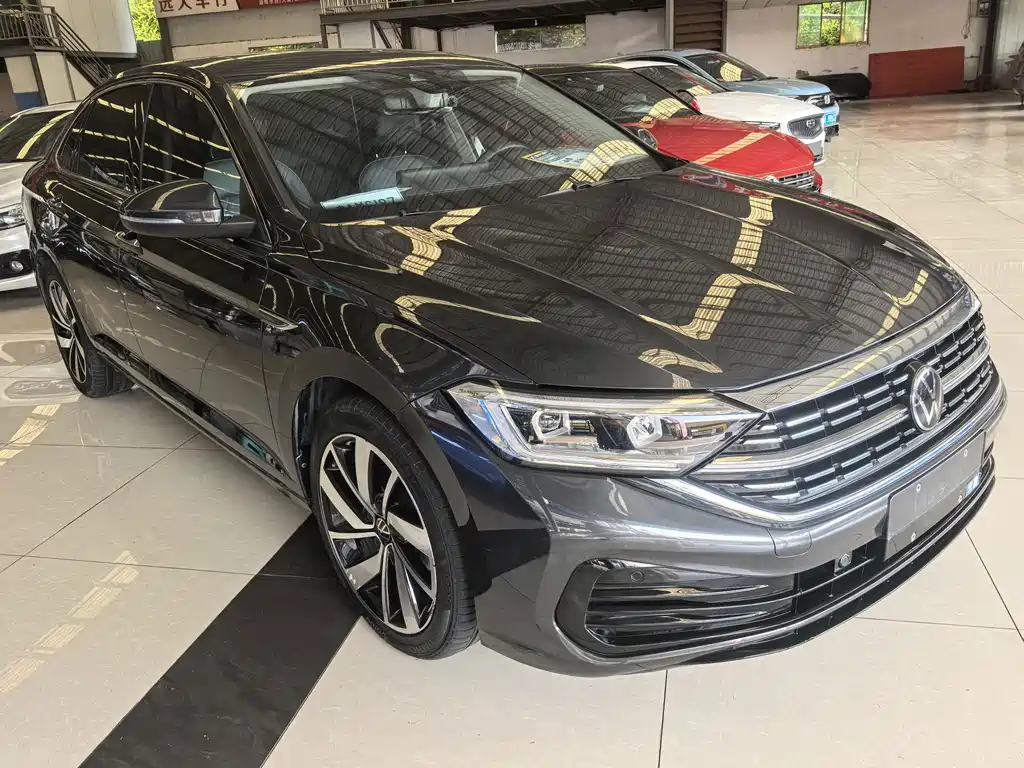 Volkswagen Sagitar 2023