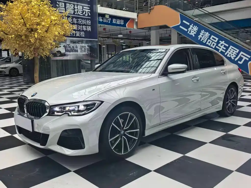 BMW 3 Series 2022