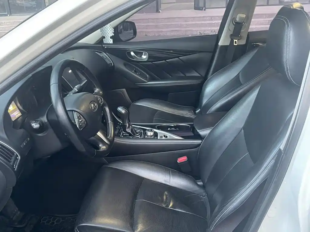 Infiniti Q50L 2015 — фото 14