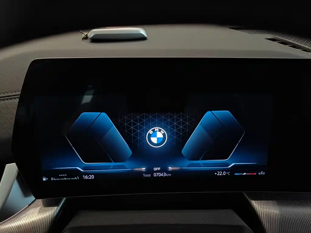 BMW X2 2025 — фото 23