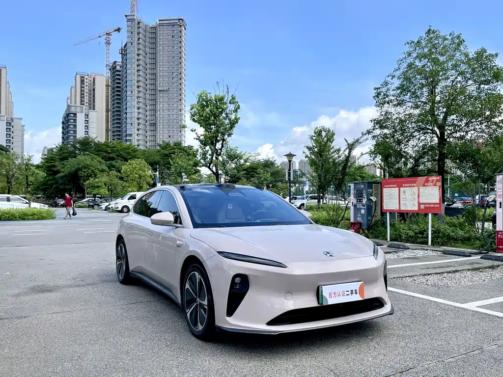 NIO ET5T 2024