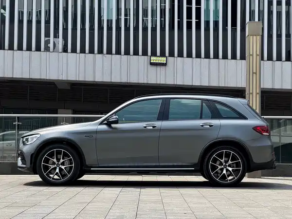 Mercedes-Benz GLC AMG 2022