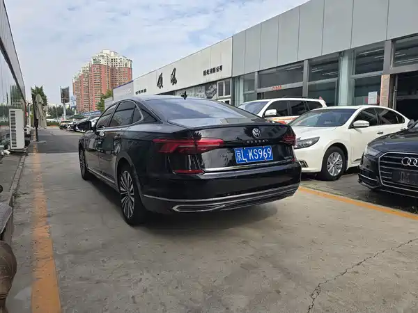 Volkswagen Passat 2021
