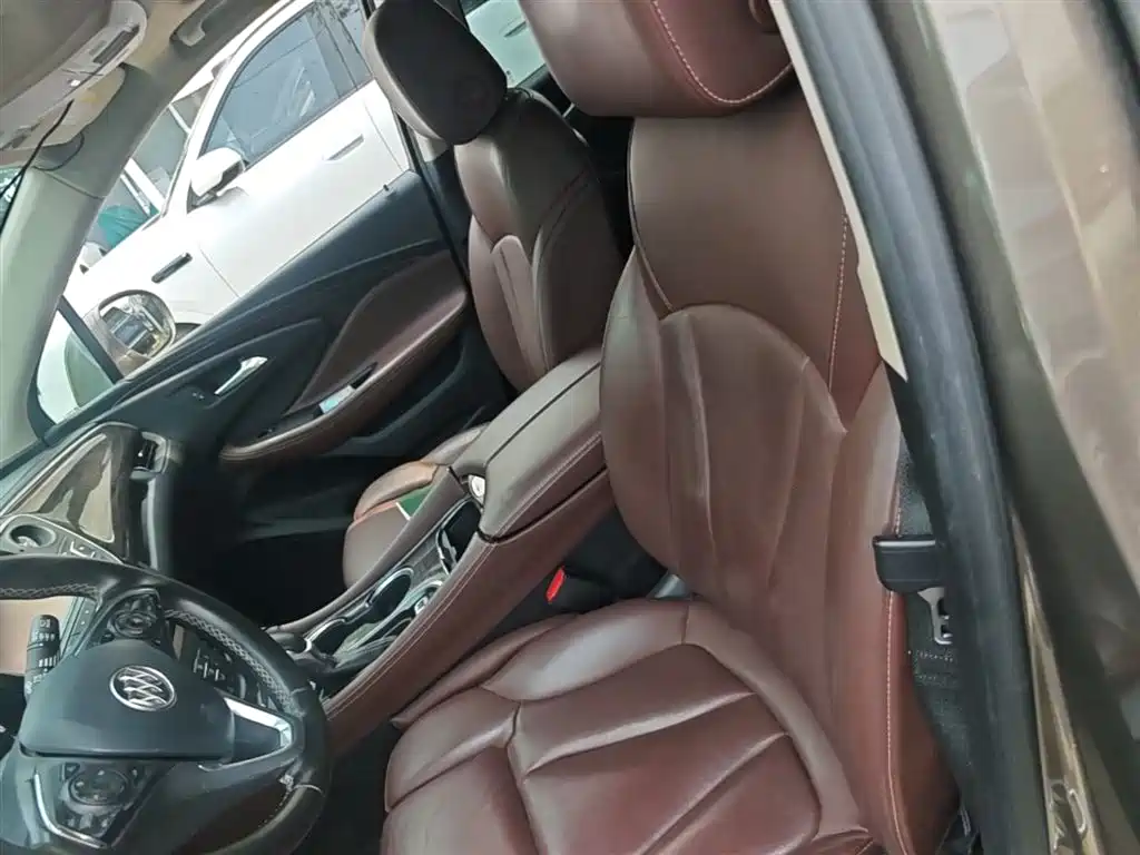 Buick Envision Plus 2016 — фото 22
