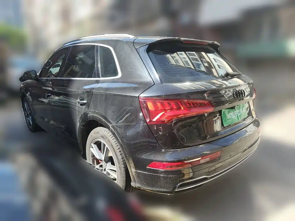 Audi Q5L 2020 — фото 4