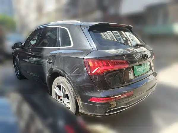Audi Q5L 2020