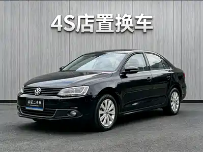Volkswagen Sagitar 2015
