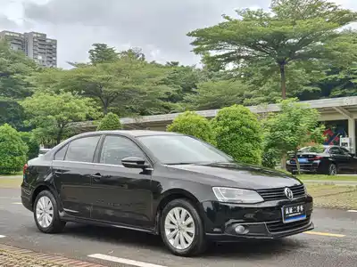 Volkswagen Sagitar 2015