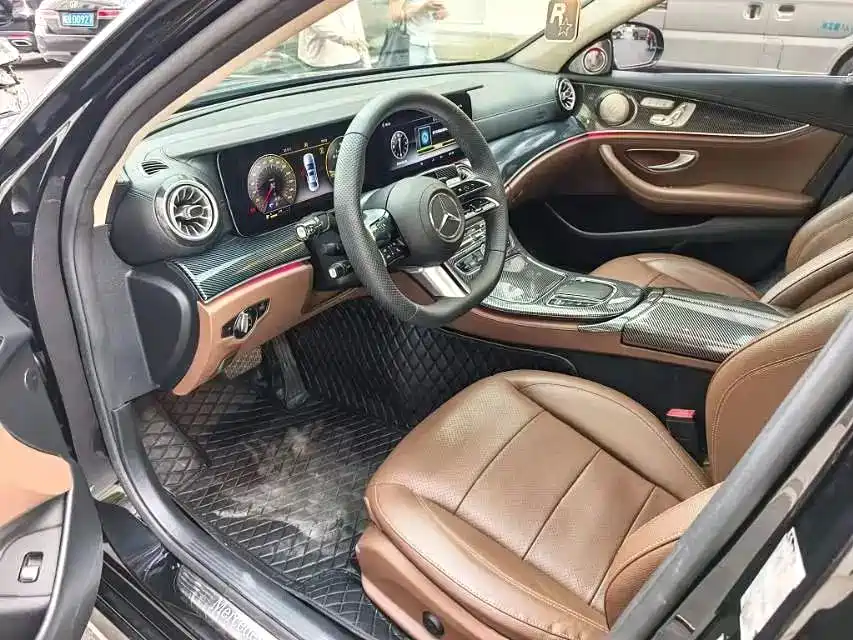 Mercedes-Benz E-Class 2018 — фото 8