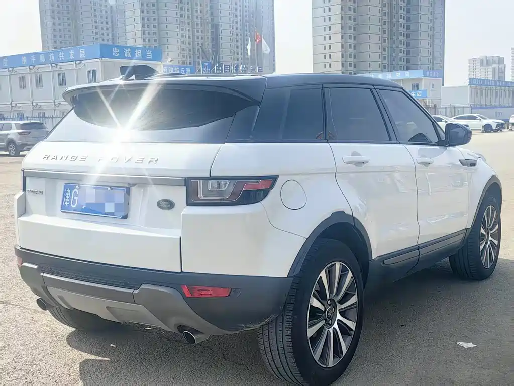 Land Rover Evoque 2018 — фото 6