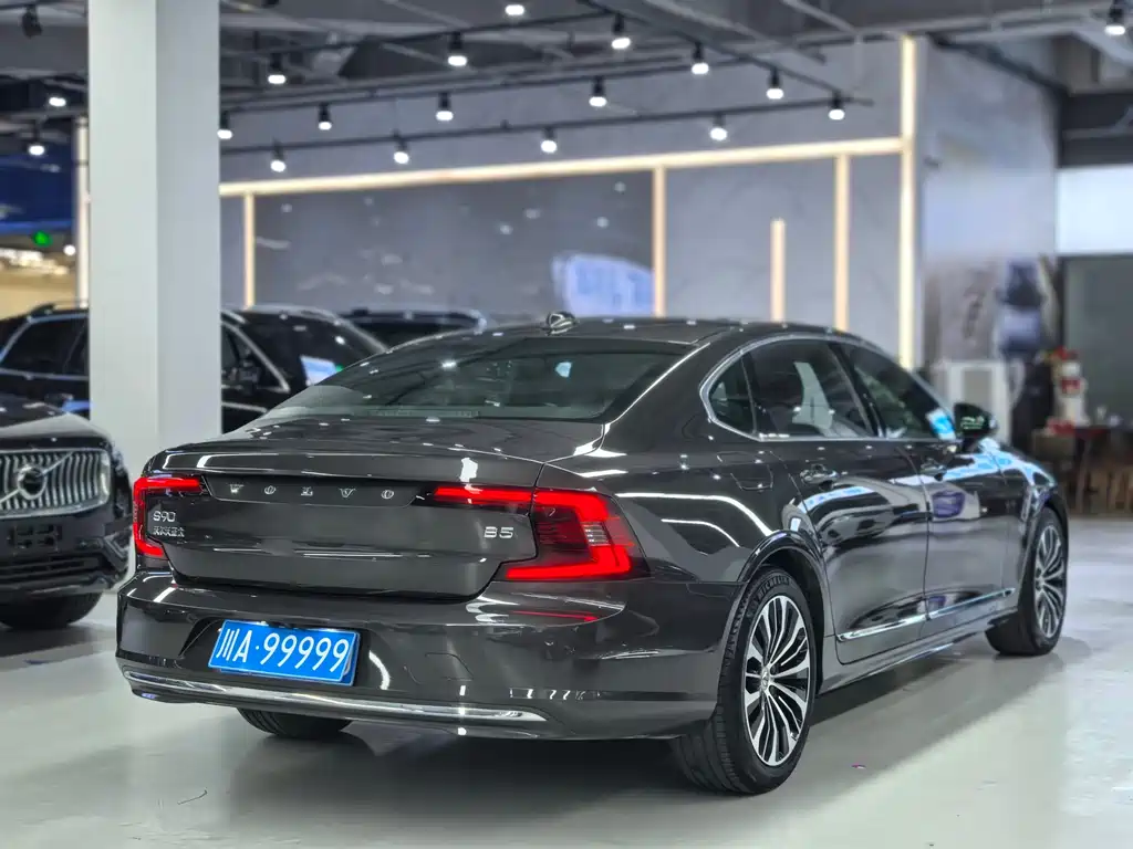 Volvo S90 2024 — фото 8
