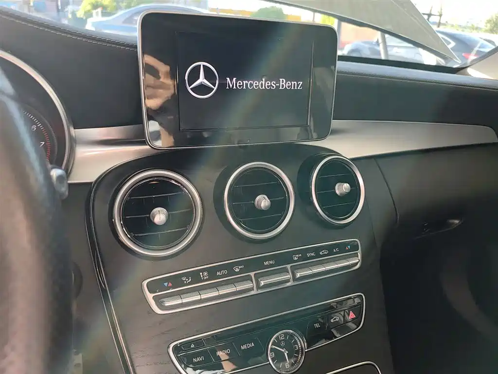 Mercedes-Benz C-Class 2018 — фото 10
