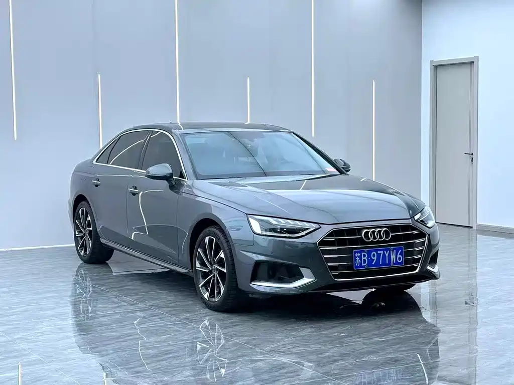 Audi A4L 2023