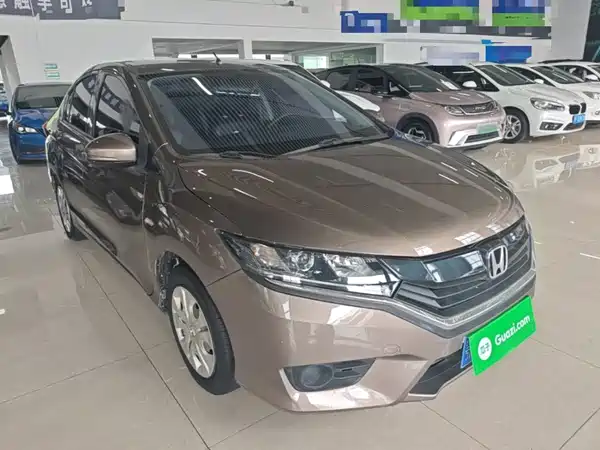 Honda Greiz 2017