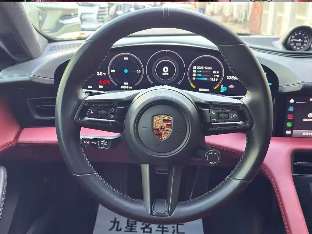 Porsche Taycan 2020 — фото 9