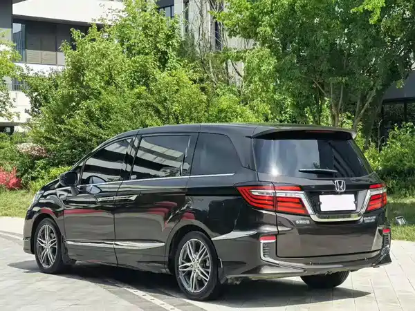 Honda Elysion 2020