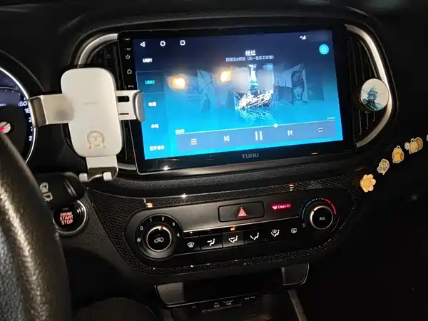 Kia KX3 2015