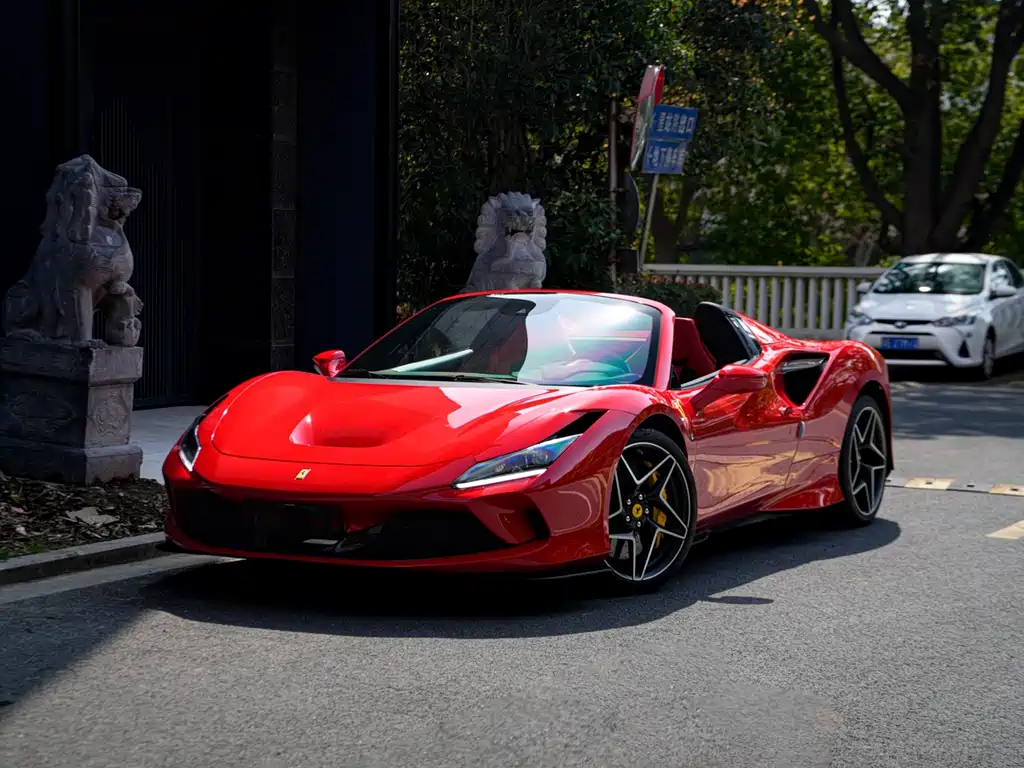 Ferrari F8 2021 — фото 1