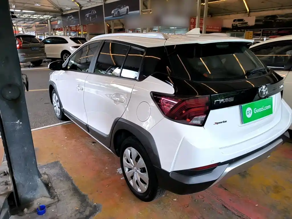 Toyota Yaris L 2019